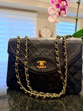 Chanel Vintage Lambskin Flap Bag | 24K Gold-Plated Chain | Collectible Piece